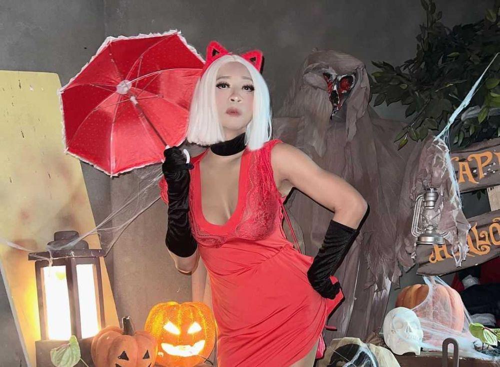 10 Potret Aming Rayakan Halloween, Cosplay Siluman Rubah