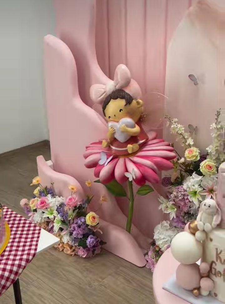 potret 1 bulanan baby Kiana (instagram.com/kenandgrat)