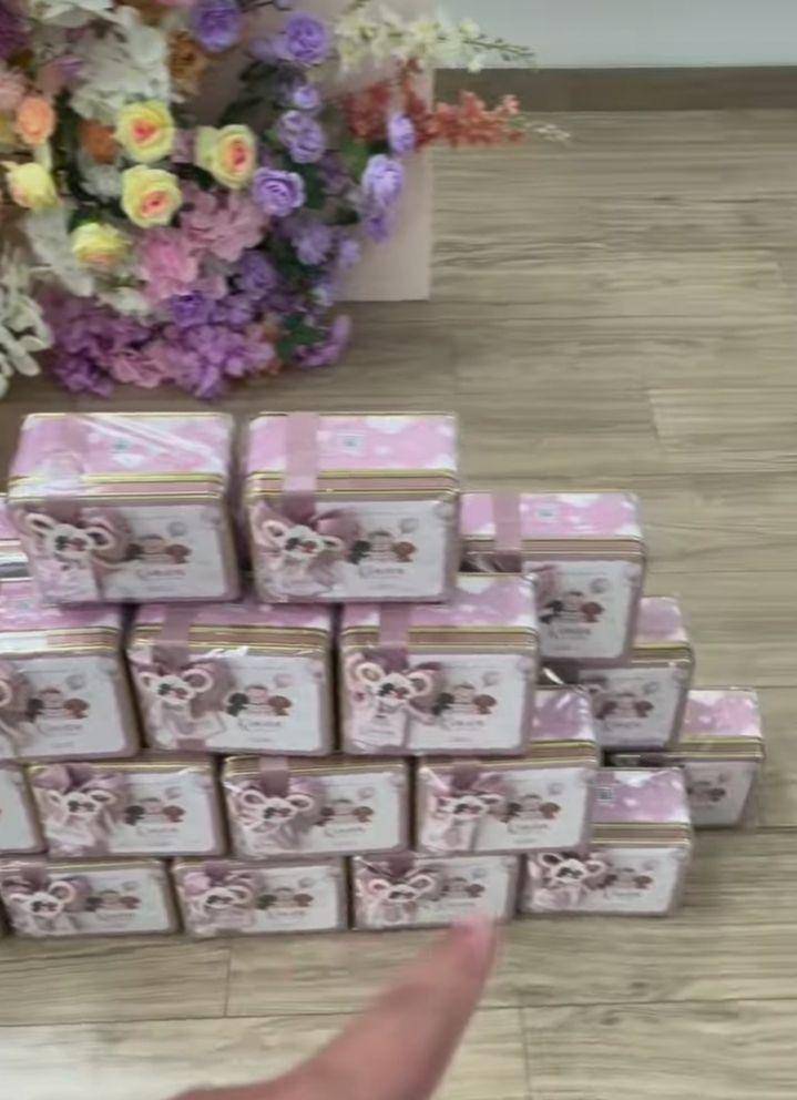 potret 1 bulanan baby Kiana (instagram.com/kenandgrat)