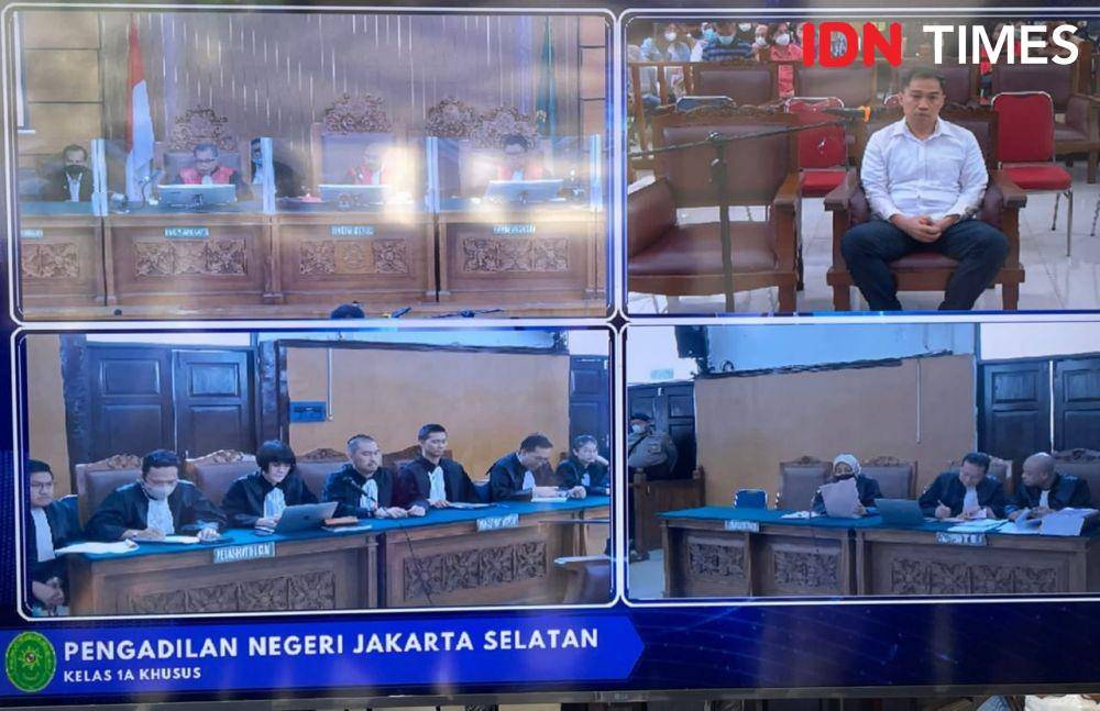 Sidang Arif Rahman Arifin di PN Jaksel pada Selasa (1/11/2022). (IDN Times/Lia Hutasoit)
