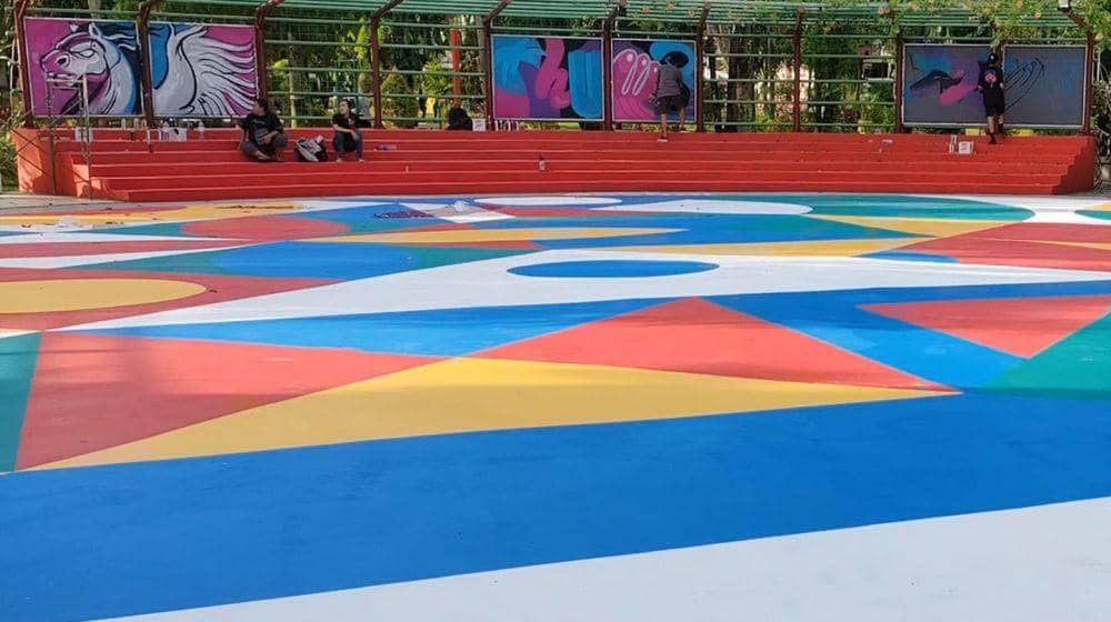 2 Seniman Yogyakarta Ambil Bagian Warnai Kota Sumenep/PT.Indaco Warna Dunia