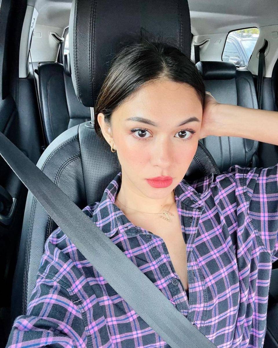 Nana Mirdad (instagram.com/nanamirdad_)