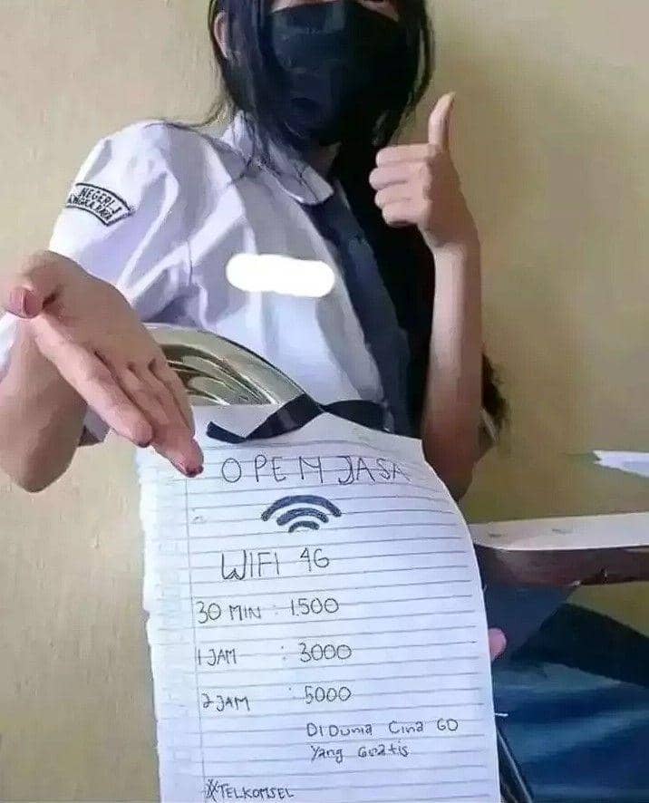 tawarkan jasa tak biasa (instagram.com/meme.wkwk)