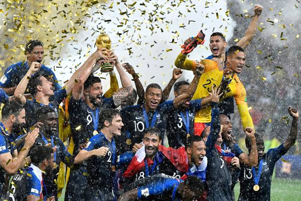 ilustrasi kemenangan Prancis di Piala Dunia 2018 (twitter.com/SNstats)