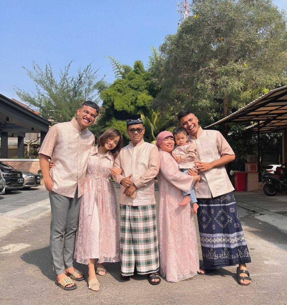 Keluarga Fuji (Instagram.com/fuji_an)