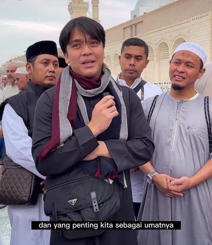 potret perjalanan umrah Billy Syahputra (instagram.com/syafiqrizabasalamah_official)
