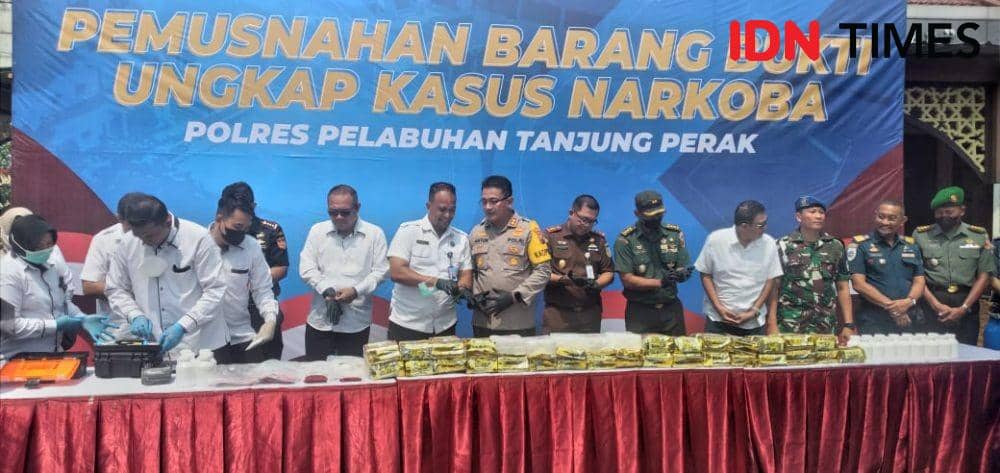 Bukan Tawas, Polres Tanjung Perak Pastikan Musnahkan 35 Kg Sabu