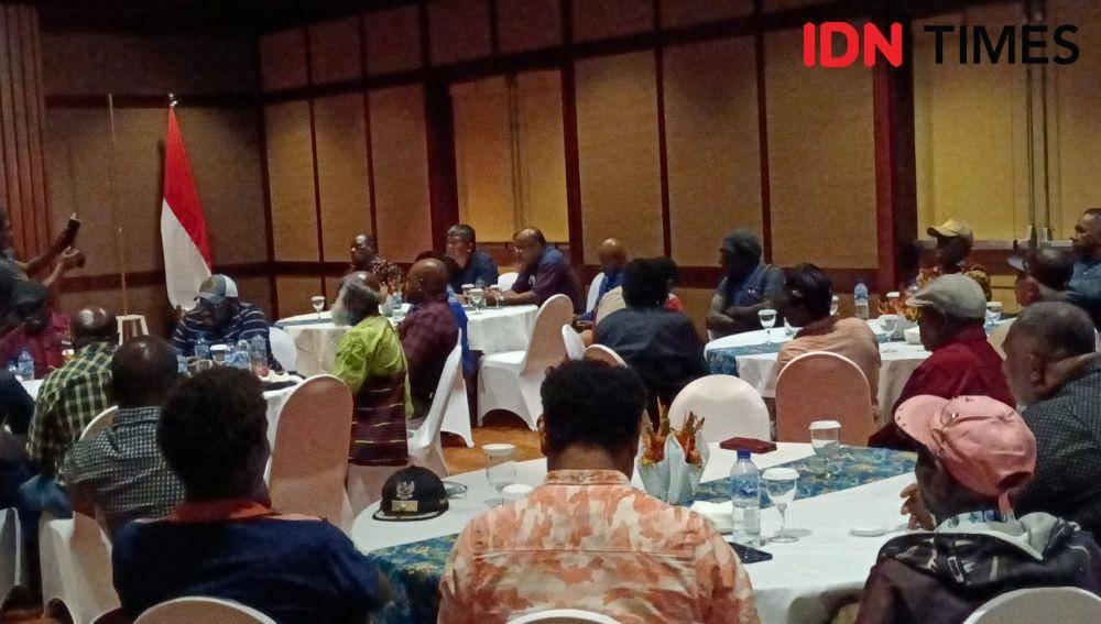 Freeport dan dua lembaga Adat Lemasa, Lemasko dalam suatu pertemuan, IDN Times/ Ricky Lodar