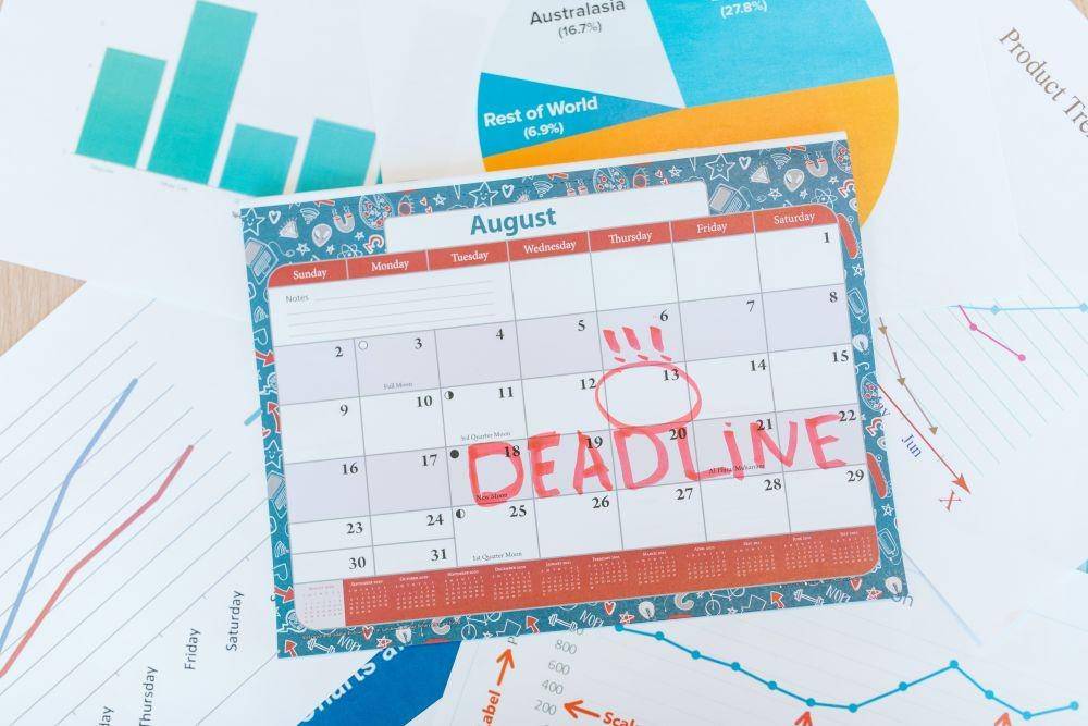 ilustrasi kalender agustus (pexels.com/rodnaeproductions)