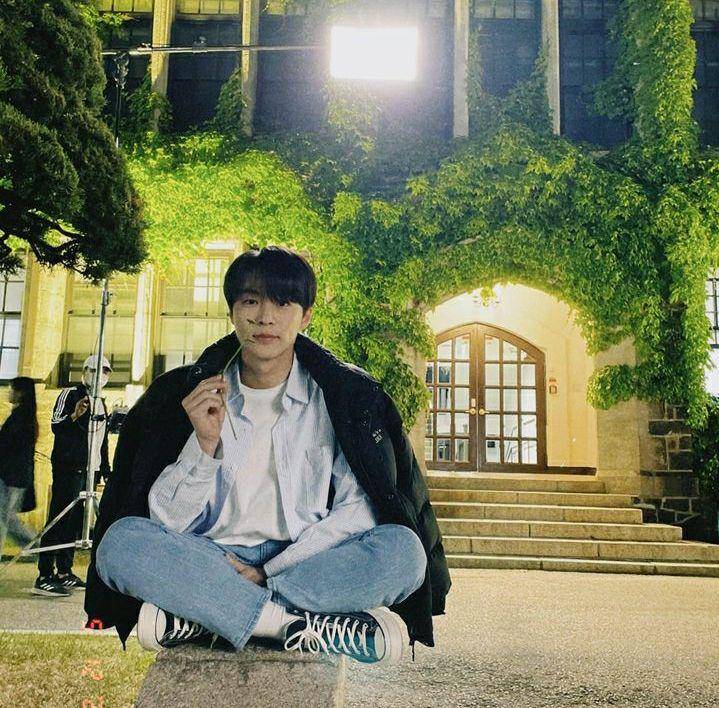 ootd Bae In Hyuk (instagram.com/inhyuk_bb)