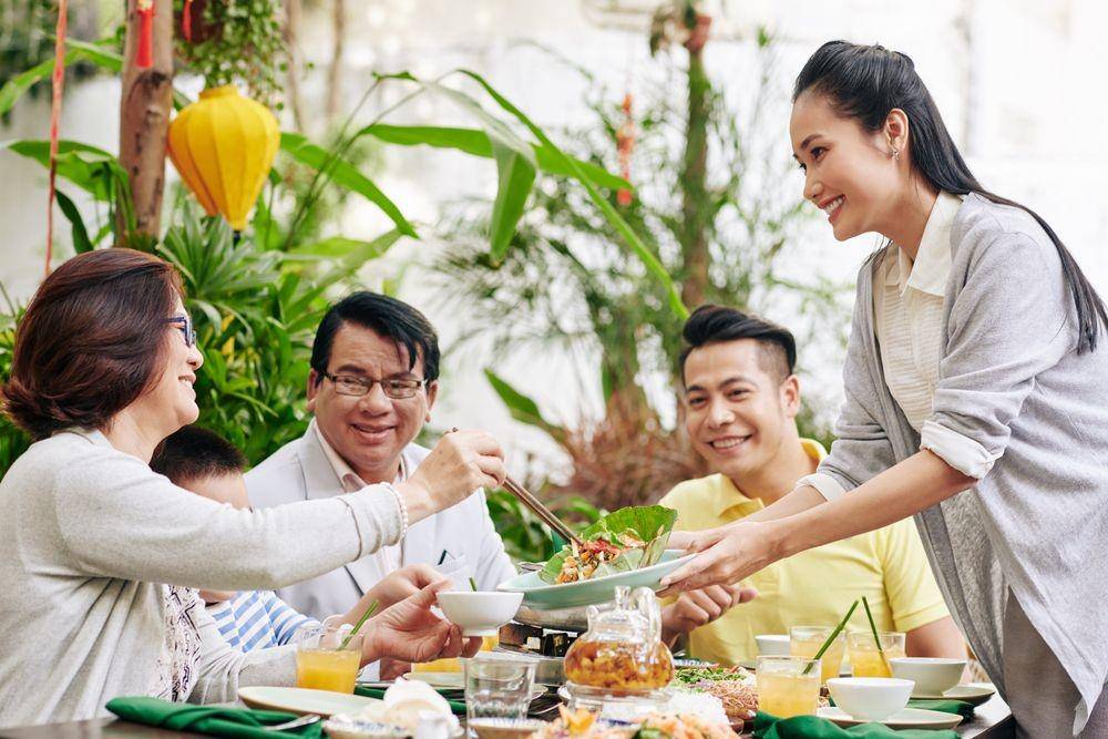 Pola makan sehat dan teratur (Shutterstock/Dragon Images)