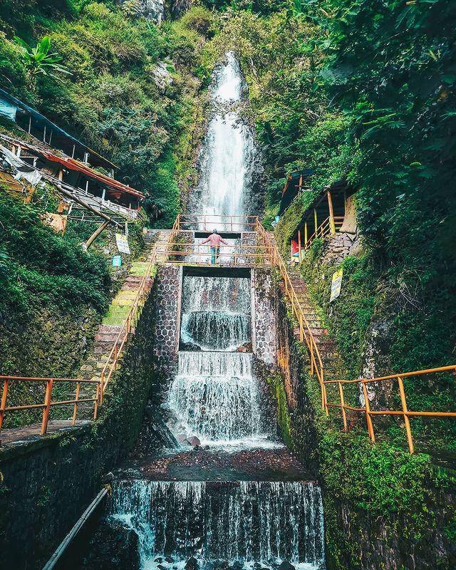 potret air terjun tirtosari (instagram.com/adam.septiansyah)