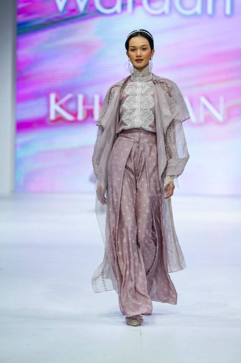 koleksi WardahRunway di JFW 2023 (publicity.gettyimages.com/jakarta-fashion-week)