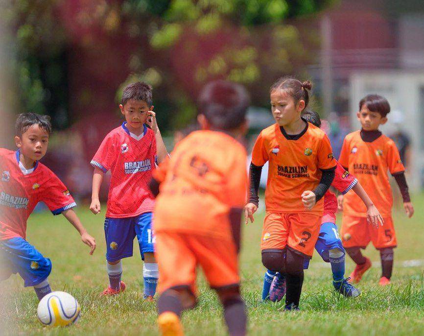 potret anak Zaskia Adya Mecca saat tanding bola (instagram.com/zaskiadyamecca)