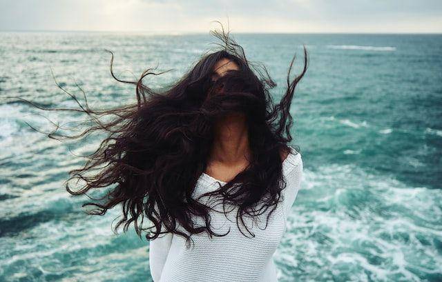 ilustrasi rambut (unsplash.com/Yoann Boyer)