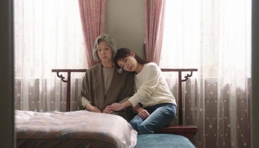 dok. KBS/ Curtain Call