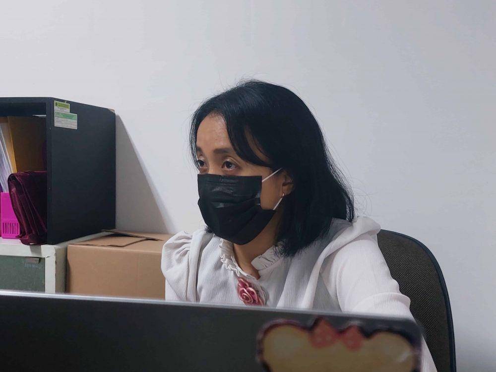 Dokter Spesialis forensik Universitas Brawijaya, dr Eriko Prawestiningtyas saat menjelaskan terkait ekshumasi. IDN Times/Alfi Ramadana