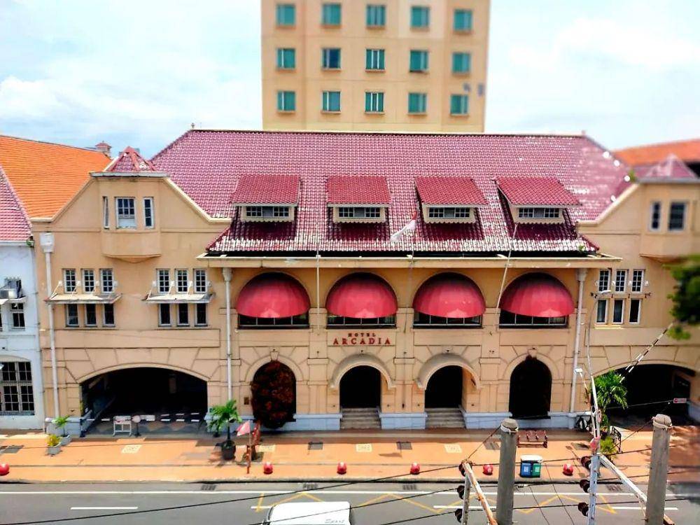 Hotel Arcadia by Horison (instagram.com/hotelhorisonarcadia_surabaya)