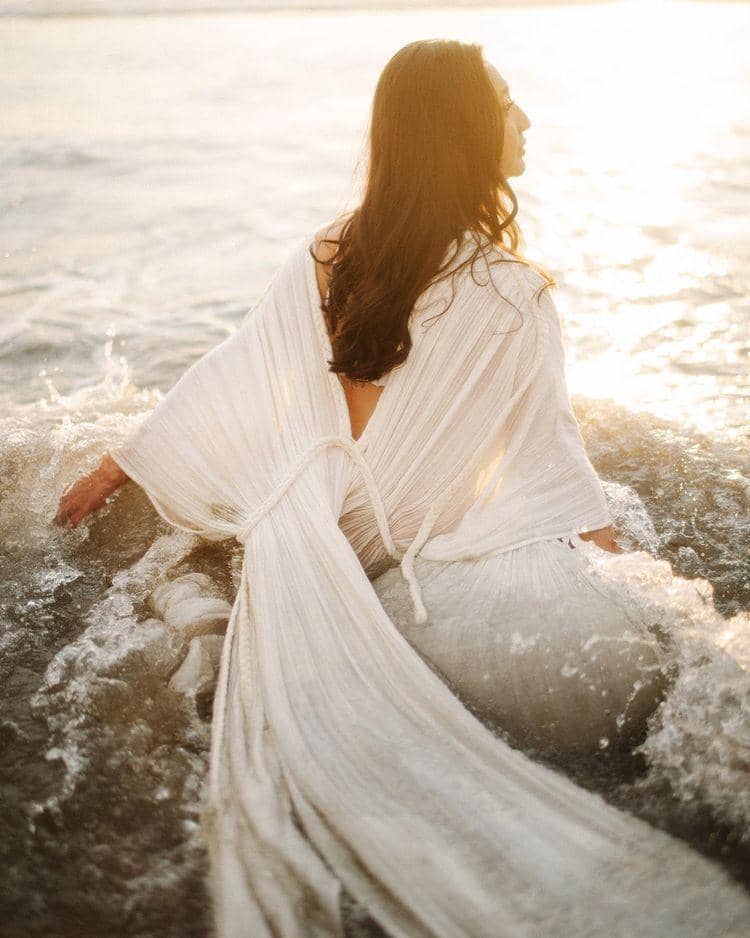 maternity shoot Nadia Saphira (instagram.com/nadsap)