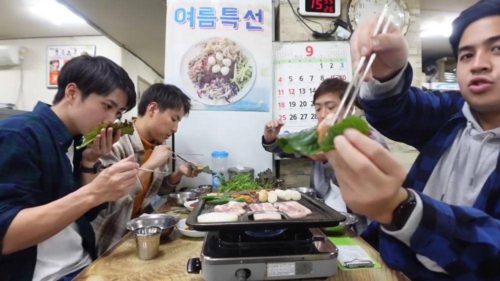 Waseda Boys saat makan BBQ ala Korea di restoran tersembunyi.(youtube.com/Nihongo Mantappu)
