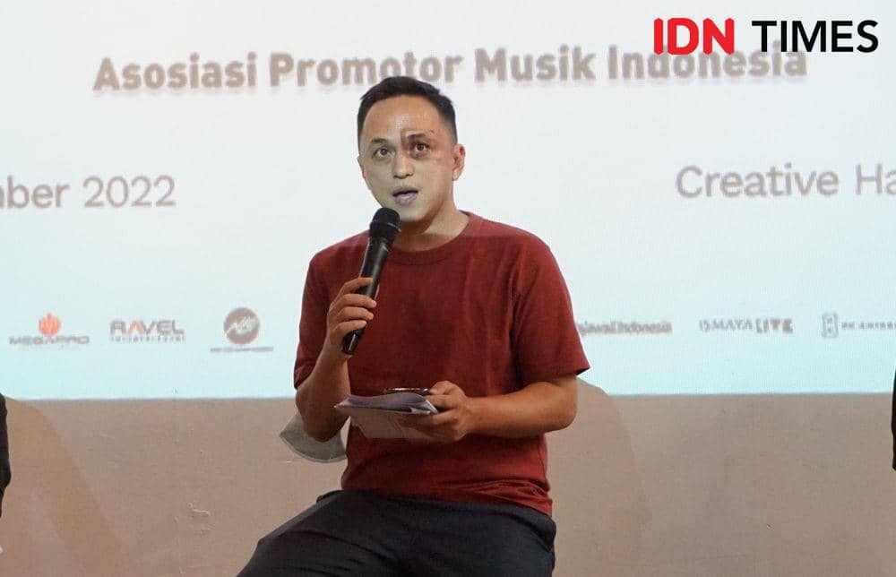 Emil Mahyudin dalam konferensi pers pada Kamis (3/11/2022) (Dok. IDN Times/Elizabeth Chiquita)