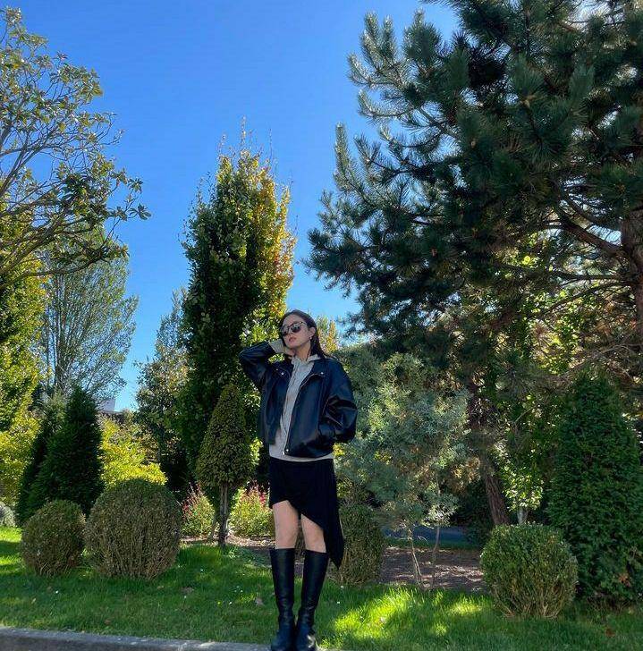 ootd Lee Se Young (instagram.com/seyoung_10)
