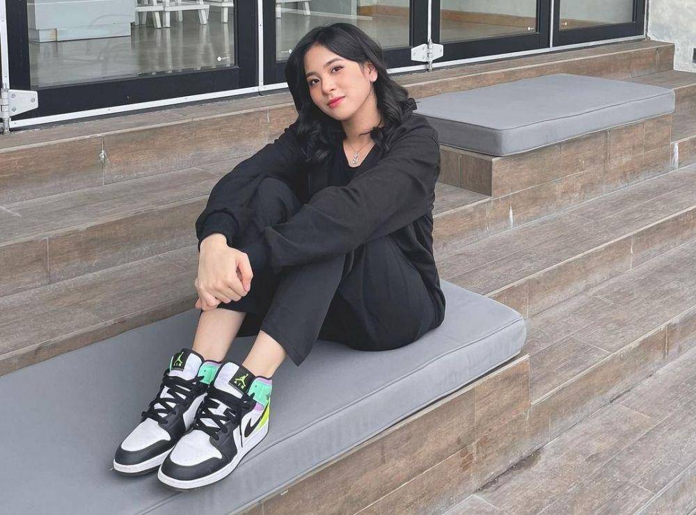 Zee JKT 48 (instagram.com/jkt48.zee)