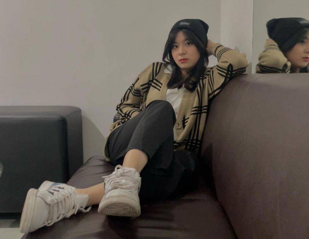 Zee JKT 48 (instagram.com/jkt48.zee)