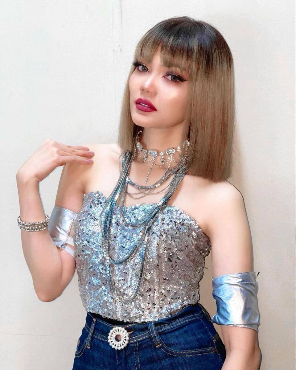 Rina Nose (instagram.com/rinanose16)