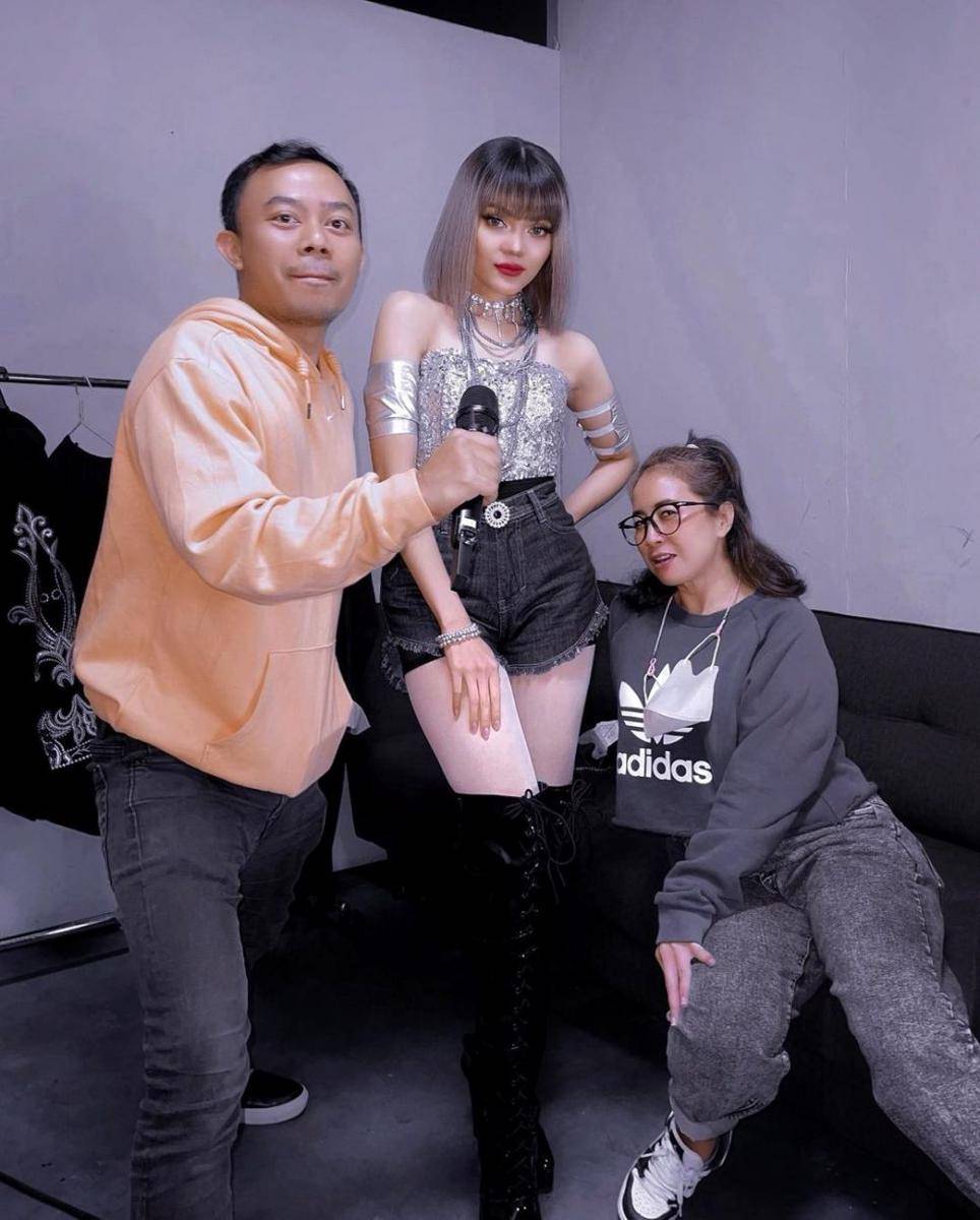 Rina Nose (instagram.com/rinanose16)