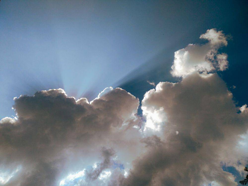 Ilustrasi awan (pexels.com/Gursharndeep Singh)