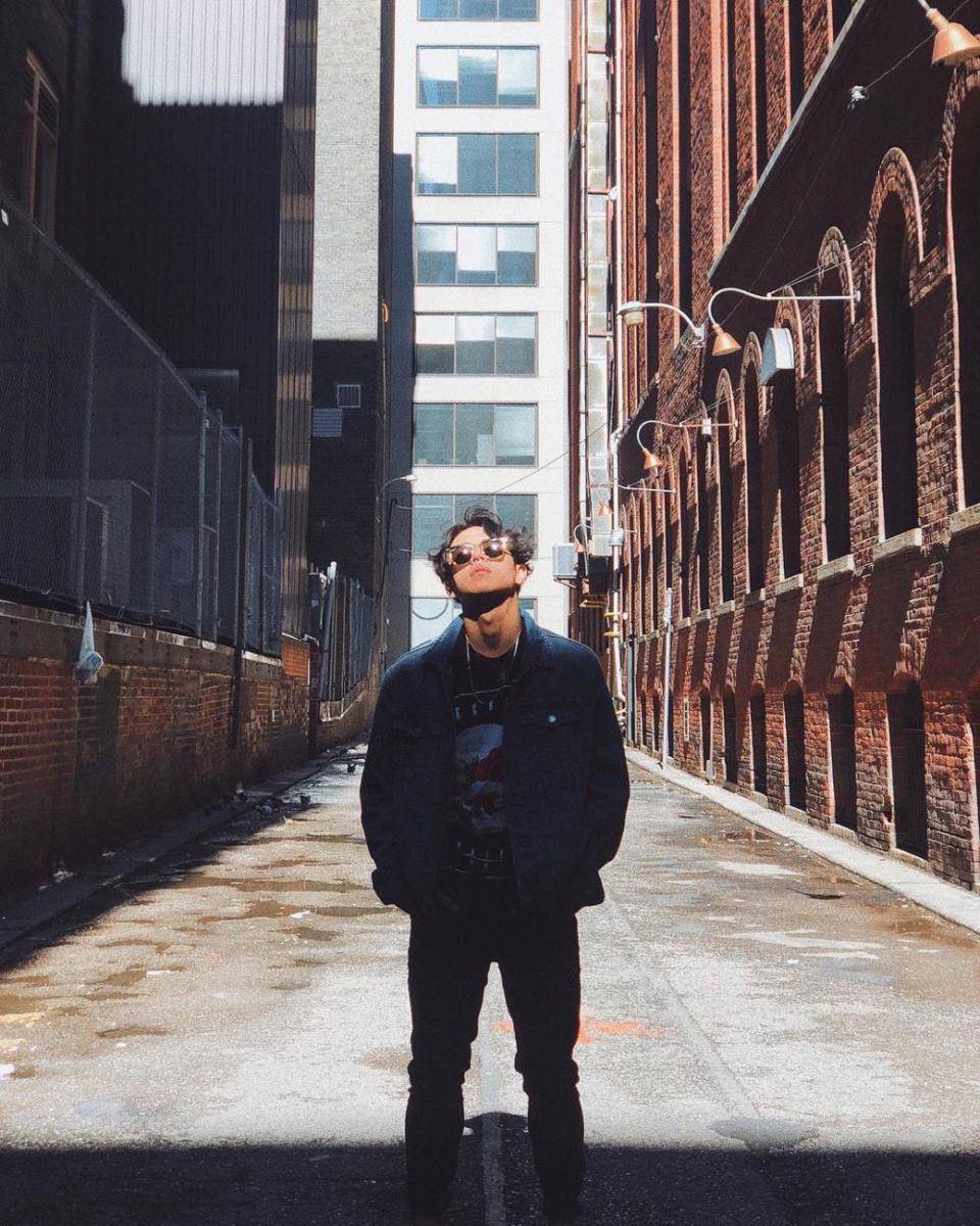 potret outfit effortless ala DPR IAN (instagram.com/dprian)