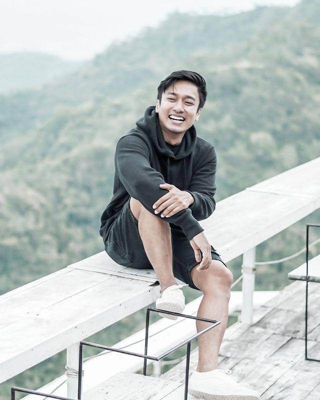 Rezca Syam (Instagram.com/rezcasyam)