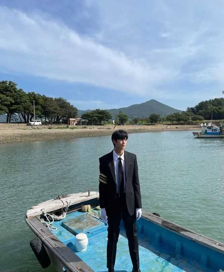 Aktor Na In Woo (instagram.com/10042n00)