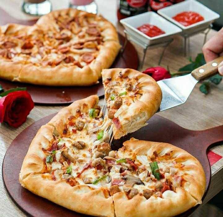 Pizza Hut (instagram.com/pizzahut.indonesia)