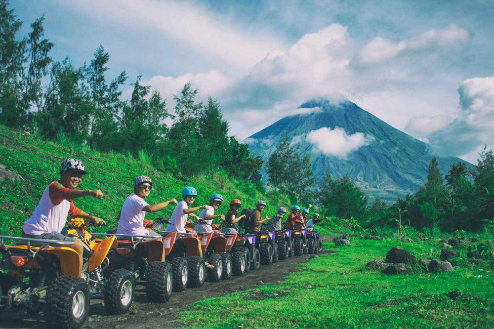 6 Karakter Unik Teman saat Berlibur Bersama, Barang Bawaannya Seabrek!