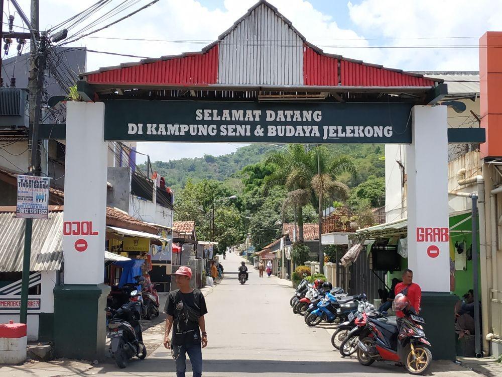 Regenerasi Dalang Pewayangan di Padepokan Giri Harja Tak Pernah Surut
