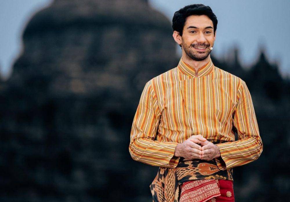 Reza Rahadian (instagram.com/officialpilarez)