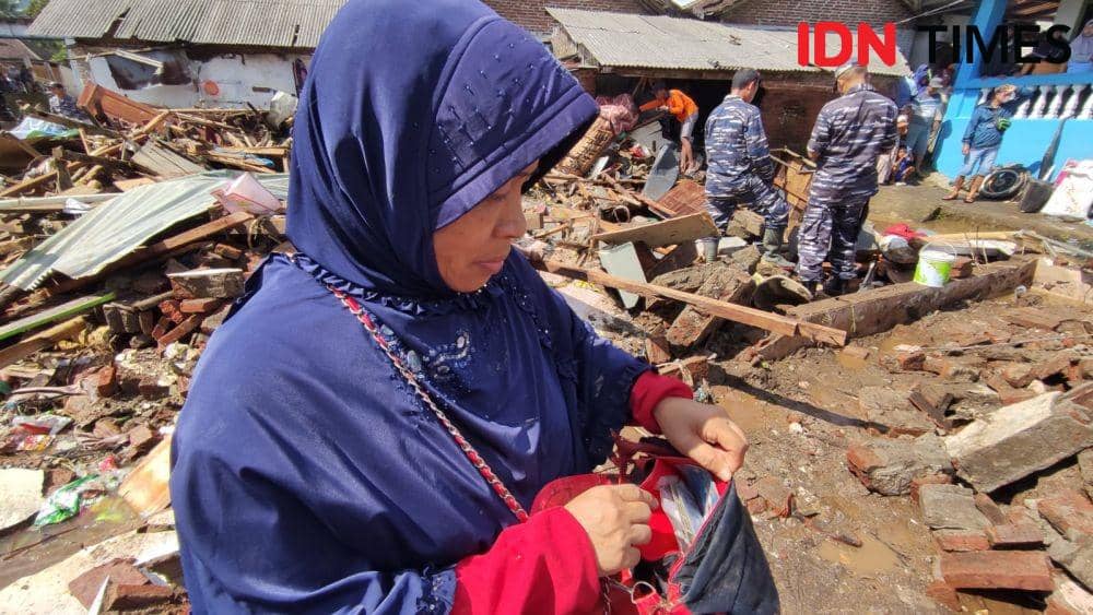Pilu Korban Banjir Banyuwangi, Semua Harta Disapu Air Bah