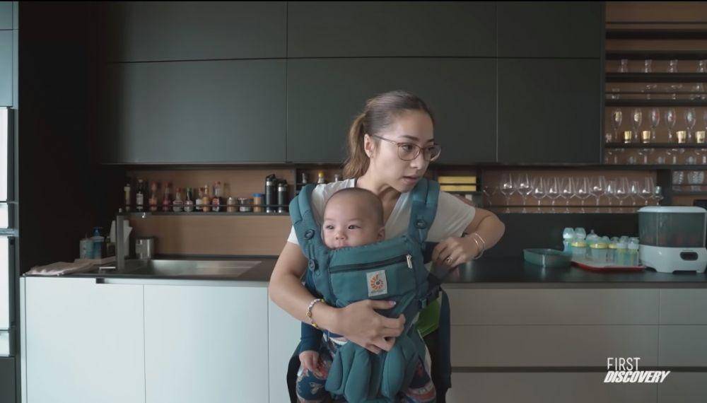 Nikita Willy masak MPASI (YouTube.com/Nikita Willy Official)