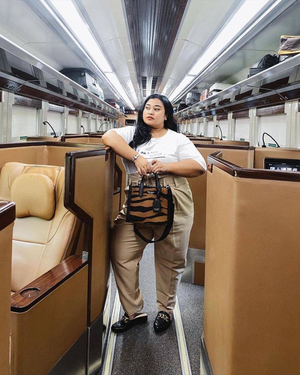 OOTD long pants plus size ala Ucita Pohan (instagram.com/uchiet)