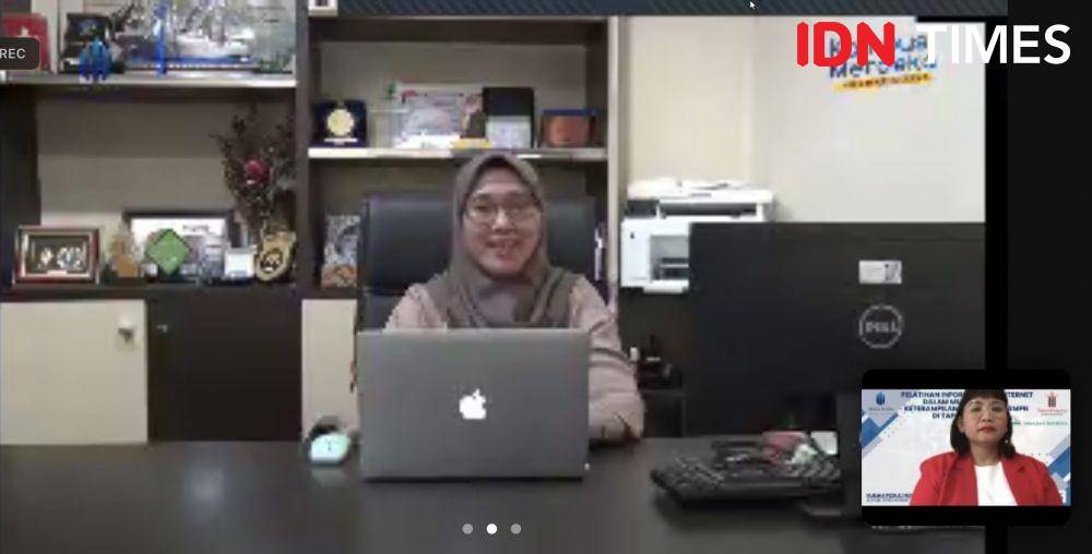 Universitas Mercu Buana meningkatkan keterampilan untuk guru-guru di Taput secara daring (screenshoot)