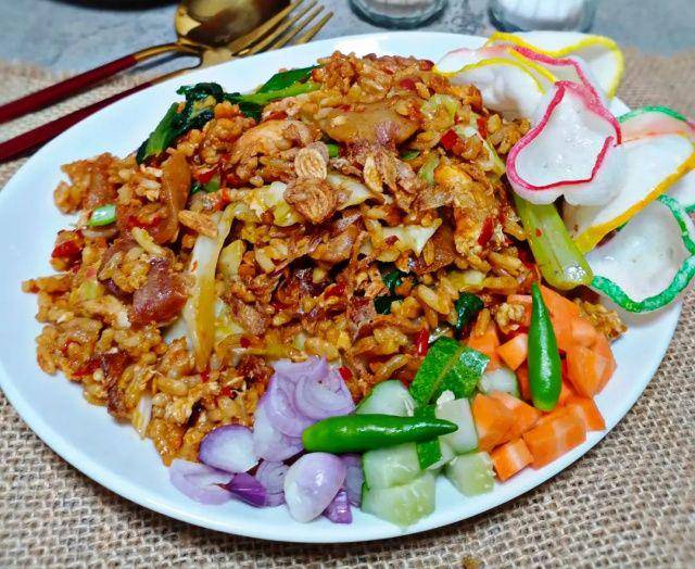 Nasi Goreng Pak Latif (instagram.com/lim_henni)