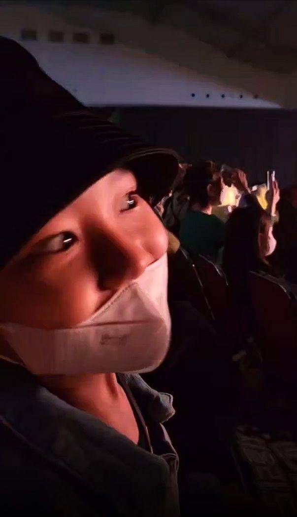 Ayu Ting Ting nonton NCT127 (instagram.com/ayutingting92)