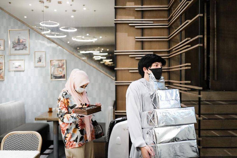 momen Atta dan Aurel memberi kejutan Geni Faruk (instagram.com/attahalilintar)