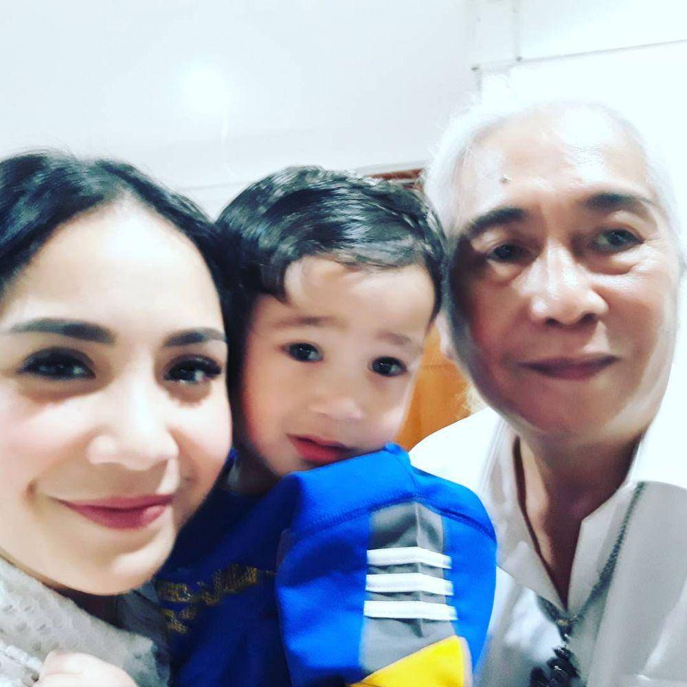 Rafathar dan opa Gideon (Instagram.com/raffinagita1717)