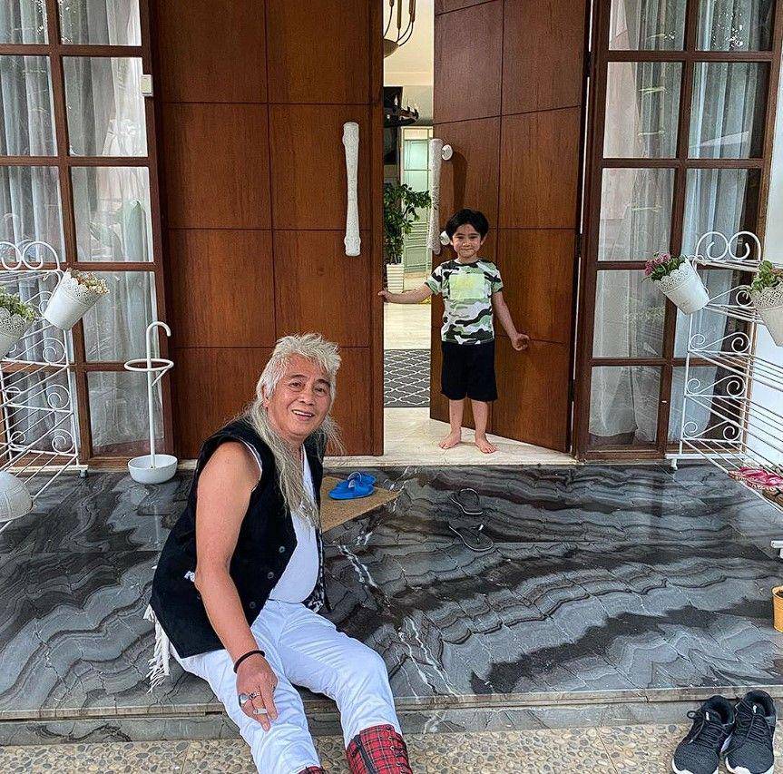 Rafathar dan opa Gideon (Instagram.com/raffinagita1717)