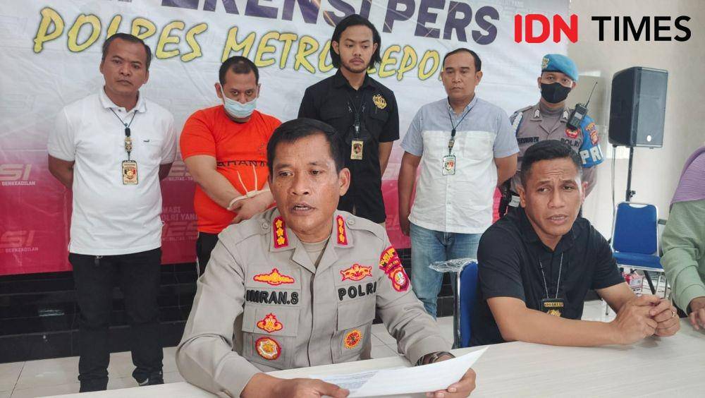 Kapolres Metro Depok, Imran Edwin Siregar menerangkan terkait penganiayaan suami terhadap istri dan anaknya hingga meninggal dunia. (IDNTimes/Dicky)