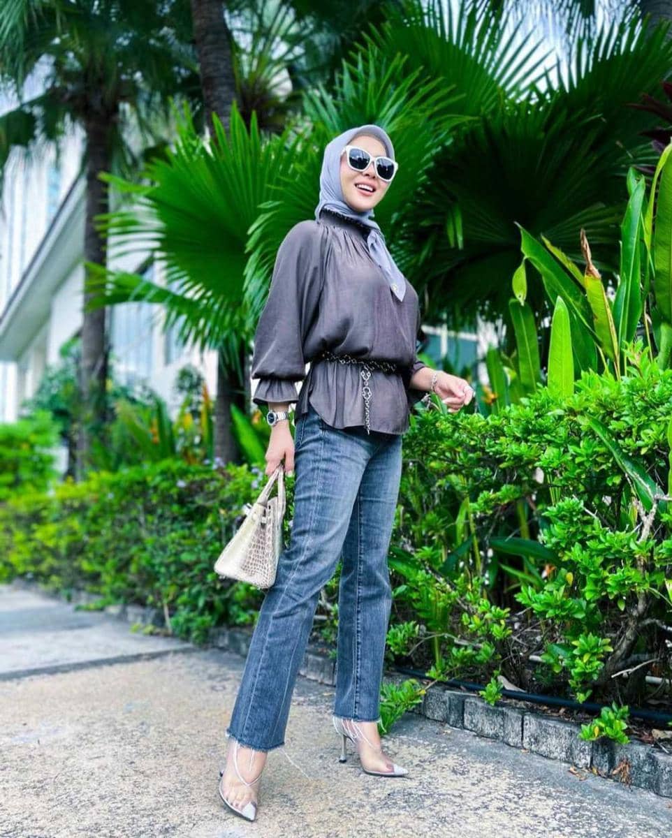 OOTD Ngantor (instagram.com/princessyahrini)