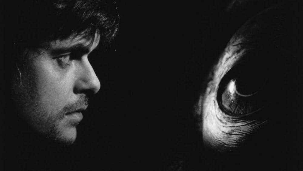 cuplikan film Werckmeister Harmonies (dok. Nederlands Filmmuseum/Werckmeister Harmonies)